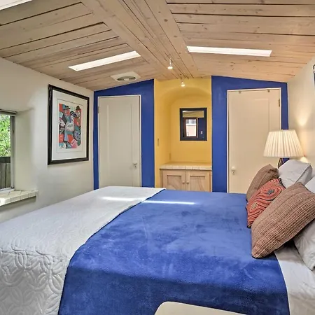 Charming Casita - Near Plaza! Apartment *