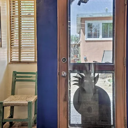 Apartment Charming Casita - Near Plaza!